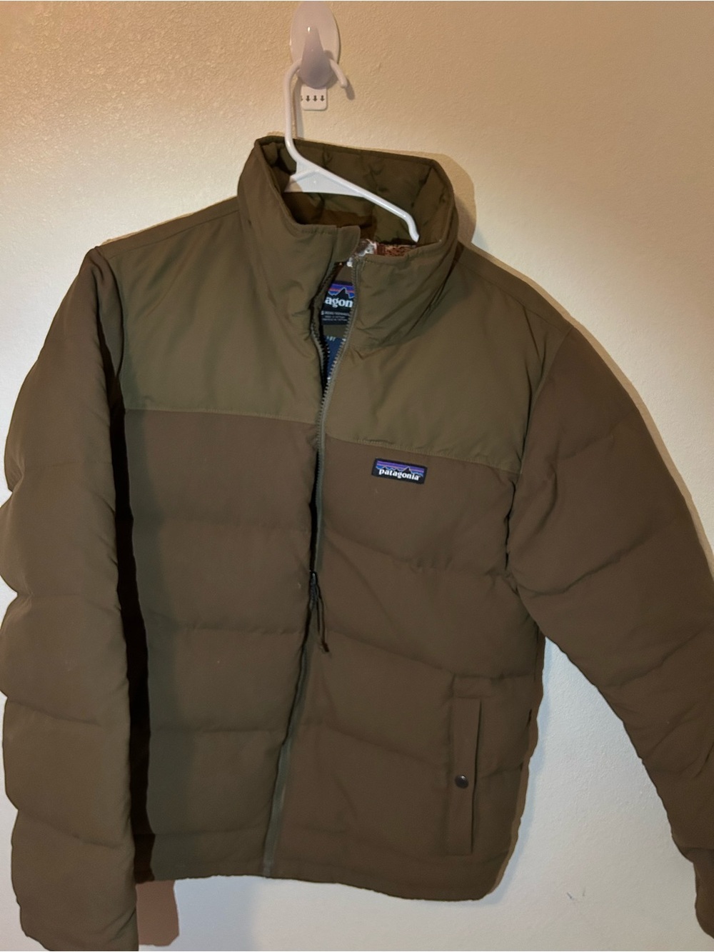Patagonia Men’s Brown Insulated Puffer Jacket